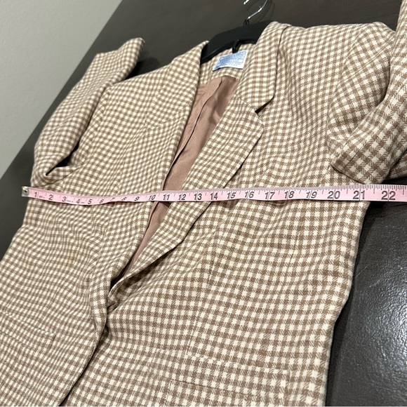 Pendleton Checkered Houndstooth Cream and Tan Wool Blazer Jacket, MEDIUM - Picture 6 of 6